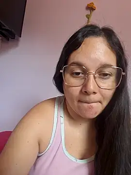 Snapshot of karollvega888 chatting on October 21, 2025, 3:13 pm karollvega888 online show from October 21, 2025, 3:13 pm