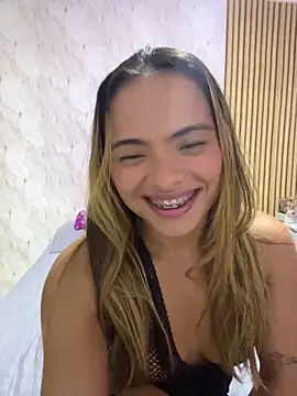 safadinhaquenteW online show from May 1, 2026, 8:02 pm