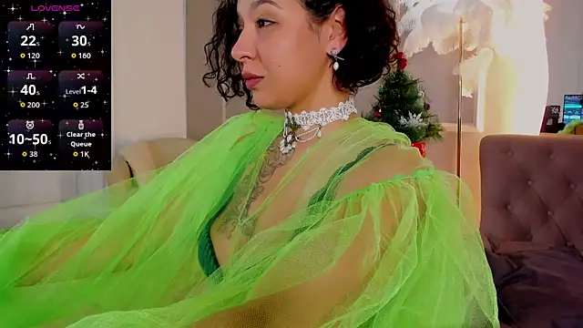 Aisha Goldstein online show from December 18, 2025, 5:57 am