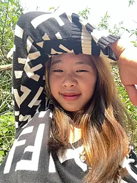 namicute online show from January 12, 2026, 5:56 am