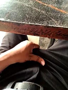 crawlerdrill online show from November 26, 2025, 10:49 am