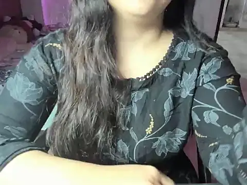 Divya68 online show from November 18, 2025, 6:01 pm