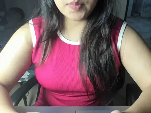 Divya68 online show from December 17, 2025, 5:19 pm