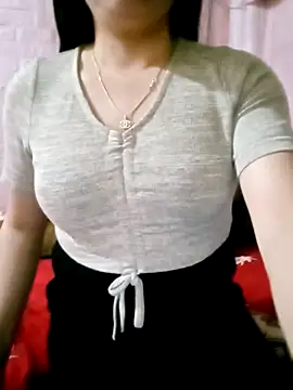 Snapshot of SansanCii chatting on February 9, 2026, 11:03 am SansanCii online show from February 9, 2026, 11:03 am