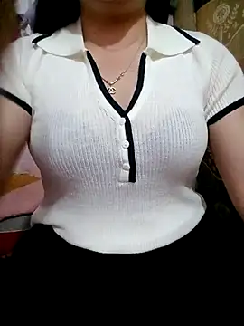 Snapshot of SansanCii chatting on February 22, 2026, 2:15 pm SansanCii online show from February 22, 2026, 2:15 pm