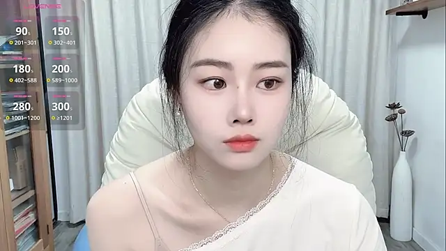 Snapshot of XFDLL-BAOBEI chatting on October 20, 2025, 2:12 am XFDLL-BAOBEI online show from October 20, 2025, 2:12 am