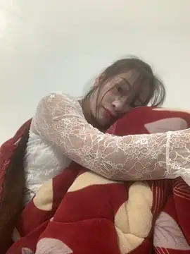 Linh sexyy online show from November 3, 2025, 5:03 pm