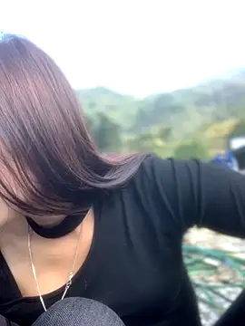 Linh sexyy online show from November 21, 2025, 6:12 am