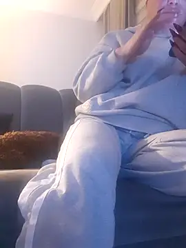 Snapshot of Trans_Mahsen chatting on October 21, 2025, 6:08 pm Trans Mahsen online show from October 21, 2025, 6:08 pm