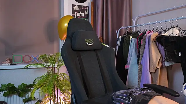 Snapshot of ariyour chatting on November 2, 2025, 12:51 pm ariyour online show from November 2, 2025, 12:51 pm