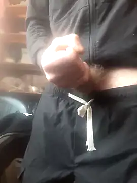 szabi1995 online show from March 27, 2026, 8:26 am