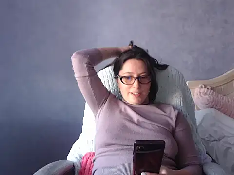 Snapshot of LuckyLisa23 chatting on April 25, 2026, 2:14 pm LuckyLisa23 online show from April 25, 2026, 2:14 pm