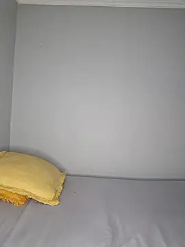 certifiedhottie2025 online show from February 20, 2026, 5:48 am