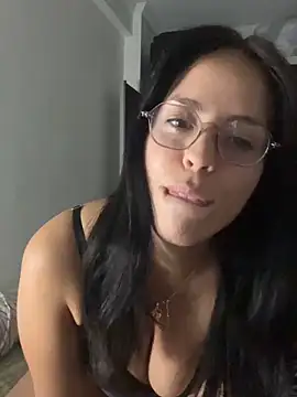 Snapshot of babecatalina chatting on February 9, 2026, 4:27 am babecatalina online show from February 9, 2026, 4:27 am