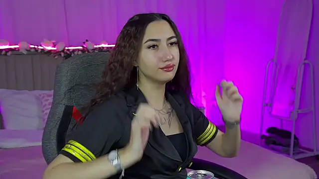 RebeckaThornton online show from December 15, 2025, 9:46 am