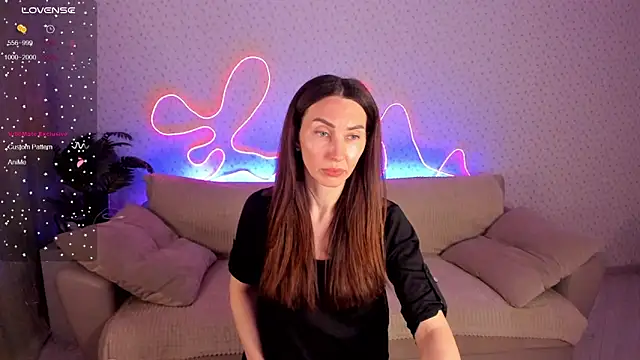 Lilith Sora online show from February 17, 2026, 1:02 am