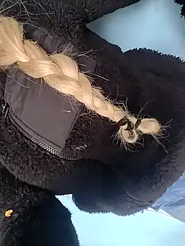 Snapshot of fernanda15 chatting on October 29, 2025, 11:12 am fernanda15 online show from October 29, 2025, 11:12 am