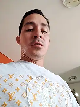 David man33 online show from October 19, 2025, 1:45 pm