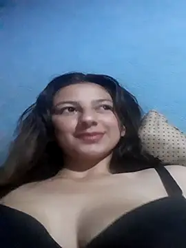 Snapshot of Naomy-daviis chatting on October 21, 2025, 3:51 am Naomy-daviis online show from October 21, 2025, 3:51 am