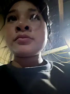 Snapshot of Linh-xxx chatting on November 23, 2025, 12:16 pm Linh-xxx online show from November 23, 2025, 12:16 pm