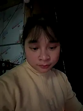 Snapshot of Linh-xxx chatting on January 7, 2026, 8:39 am Linh-xxx online show from January 7, 2026, 8:39 am