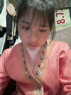 Linh-xxx online show from February 5, 2026, 11:26 am