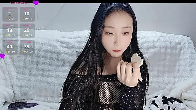 hyp0crite online show from March 18, 2026, 4:37 am