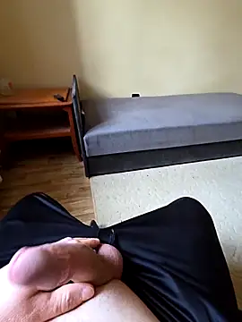 Snapshot of debrbi37 chatting on February 14, 2026, 9:06 am debrbi37 online show from February 14, 2026, 9:06 am