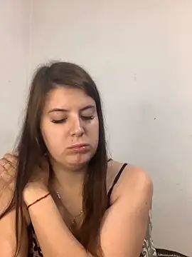 MiraCastellon online show from December 1, 2025, 11:37 am