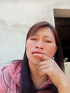 siusiu-00 online show from April 9, 2026, 4:45 am