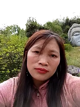 Snapshot of siusiu-00 chatting on May 15, 2026, 5:03 am siusiu-00 online show from May 15, 2026, 5:03 am
