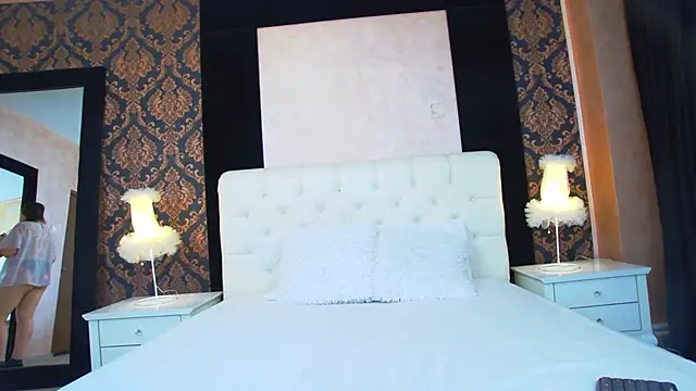 Snapshot of Soft_Lilly chatting on March 23, 2026, 6:28 am Soft Lilly online show from March 23, 2026, 6:28 am