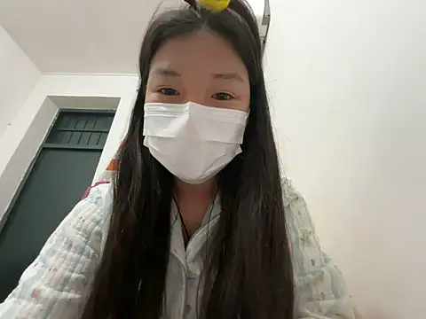 lris000123 online show from December 2, 2025, 9:25 am