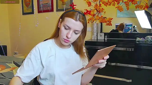 MeganNewCat online show from December 19, 2025, 8:16 pm