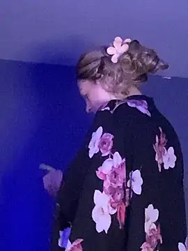 Snapshot of queenkelly1234 chatting on March 12, 2026, 4:57 pm queenkelly1234 online show from March 12, 2026, 4:57 pm