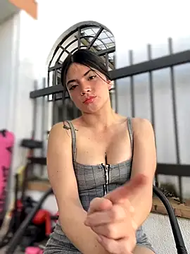 PamelaJonsom  online show from November 1, 2025, 1:57 pm