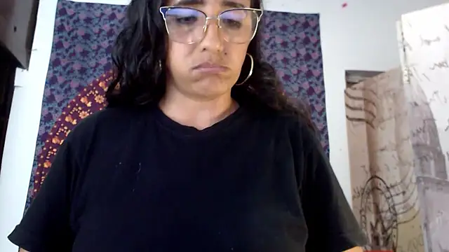 Lucyy Naugthy online show from January 16, 2026, 12:58 am