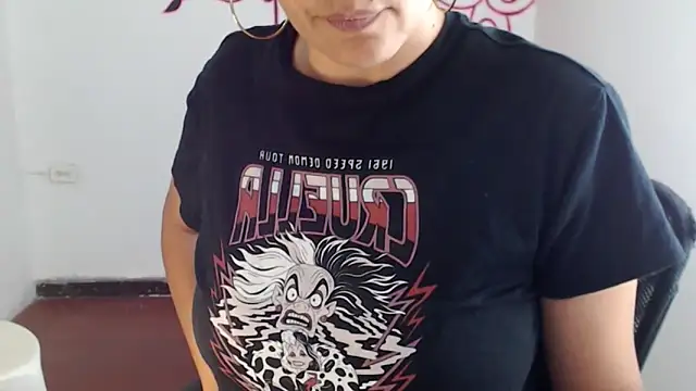 Lucyy Naugthy online show from March 6, 2026, 2:02 pm