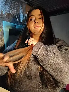 Snapshot of EliaStone05 chatting on December 19, 2025, 6:31 am EliaStone05 online show from December 19, 2025, 6:31 am