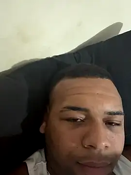 Snapshot of Elsoldado1 chatting on October 14, 2025, 9:26 pm Elsoldado1 online show from October 14, 2025, 9:26 pm