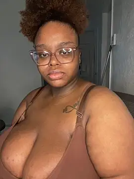 paradisewithangel online show from April 22, 2026, 6:09 pm