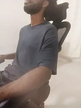 BenhtenBlack25 online show from January 15, 2026, 5:12 am