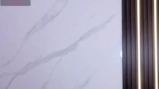 Snapshot of Alisson_brown1_ chatting on October 30, 2025, 8:20 pm Alisson brown1  online show from October 30, 2025, 8:20 pm