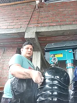 WIlGar1993 online show from January 5, 2026, 8:01 pm