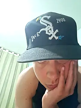 Crrusher555 online show from October 14, 2025, 2:01 am