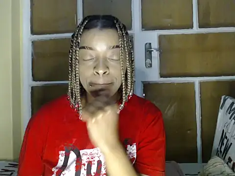 fifiqueen25 online show from November 9, 2025, 6:39 pm