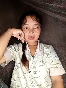 Snapshot of Nguyet2k4 chatting on October 16, 2025, 2:12 am Nguyet2k4 online show from October 16, 2025, 2:12 am