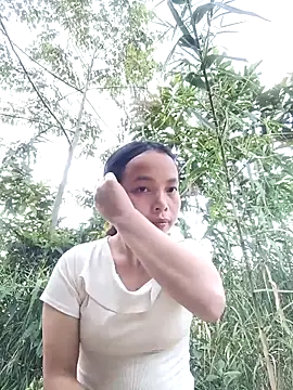 Snapshot of Nguyet2k4 chatting on November 28, 2025, 9:23 am Nguyet2k4 online show from November 28, 2025, 9:23 am