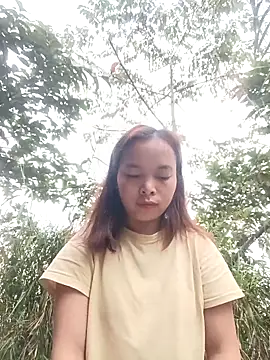 Snapshot of Nguyet2k4 chatting on February 22, 2026, 12:01 am Nguyet2k4 online show from February 22, 2026, 12:01 am