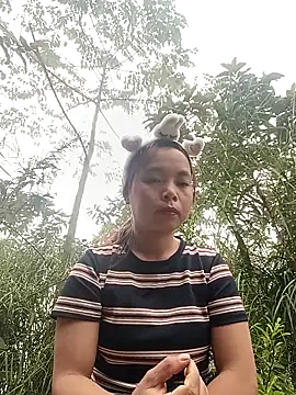 Nguyet2k4 online show from March 11, 2026, 8:20 am